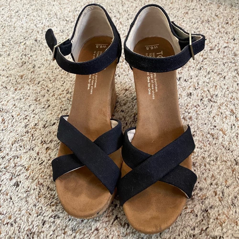 Toms wedges
